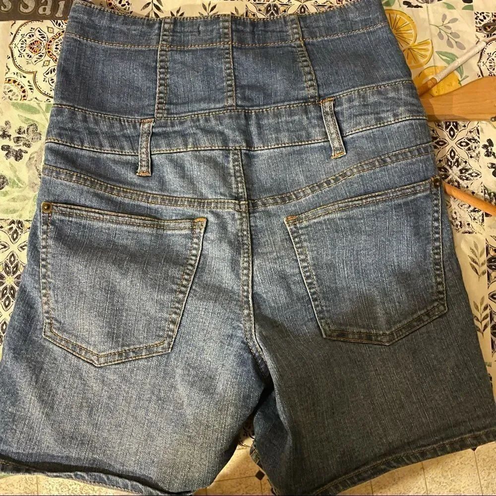 Forever 21 Super High Rise Denim Shorts - Picture 5 of 9